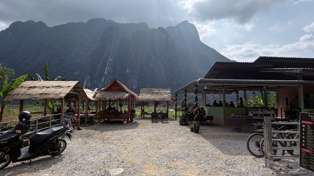 WilkTravel - home_laos_restaurant